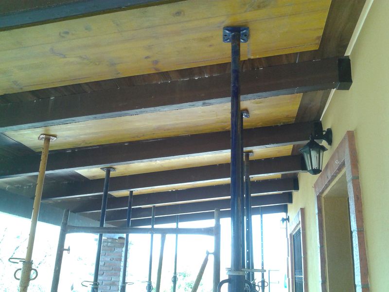 Construcción de techo de losa imitación madera | Presupuesto obras Málaga